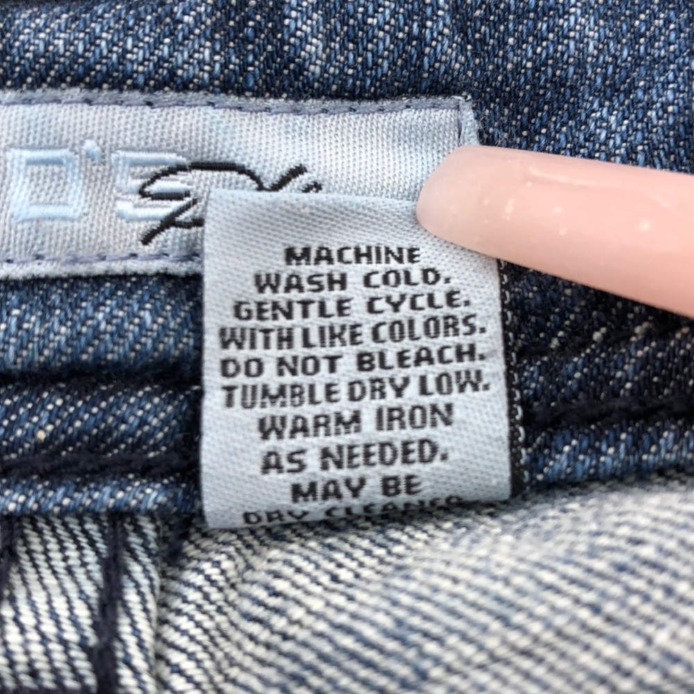 Chico’s Platinum Straight Leg Jeans - Picture 7 of 7